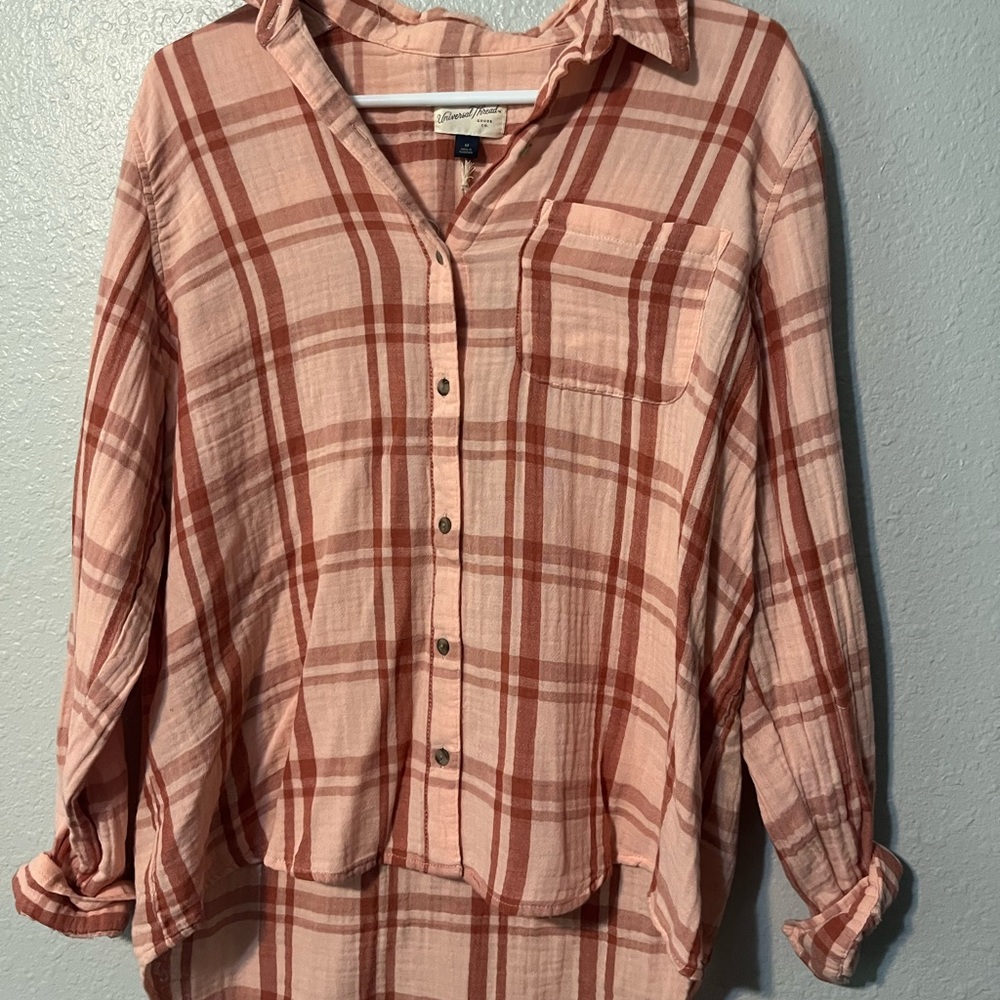 Pink plaid woman’s top - new with tags